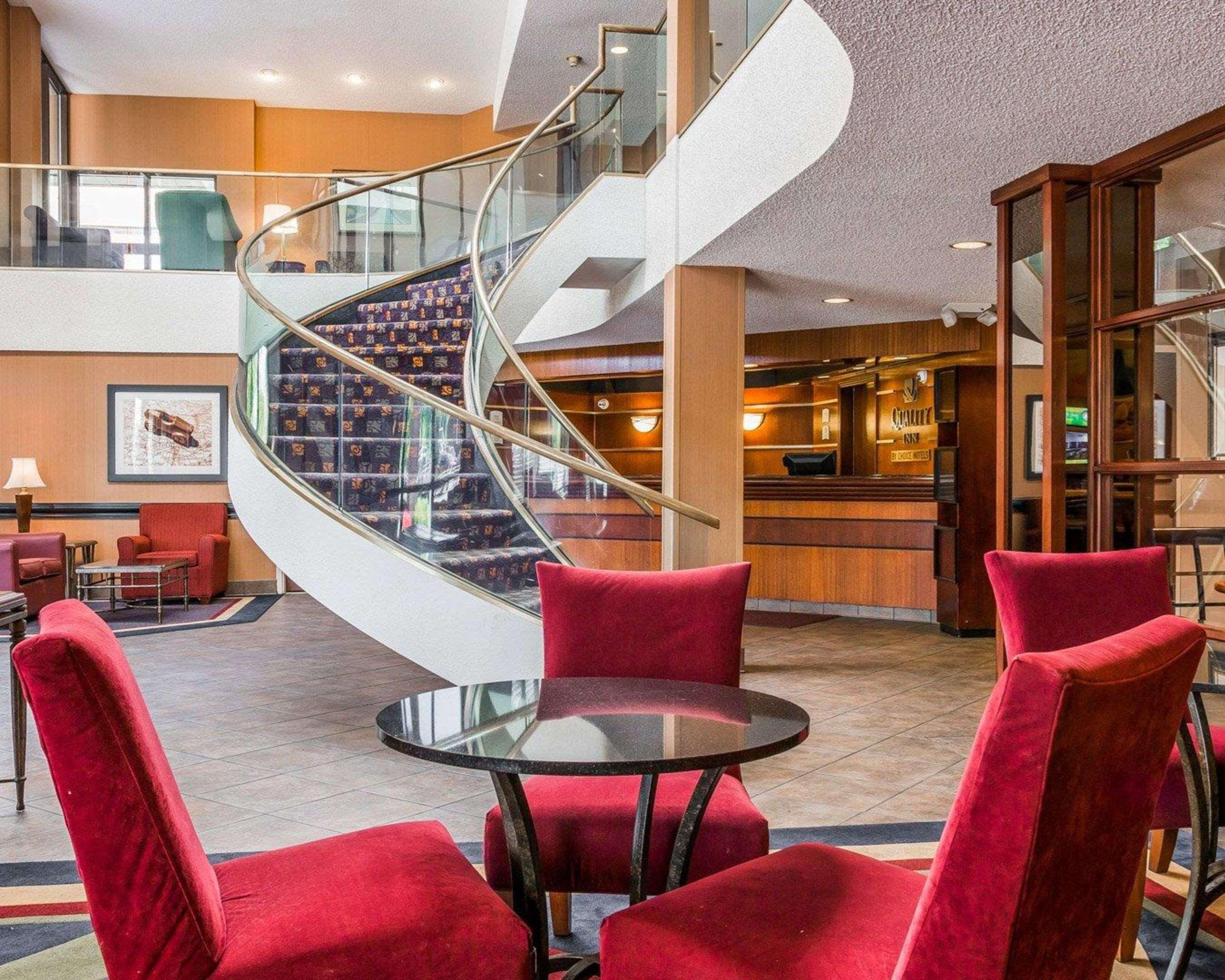 Quality Inn Auburn Hills - Detroit North Екстер'єр фото
