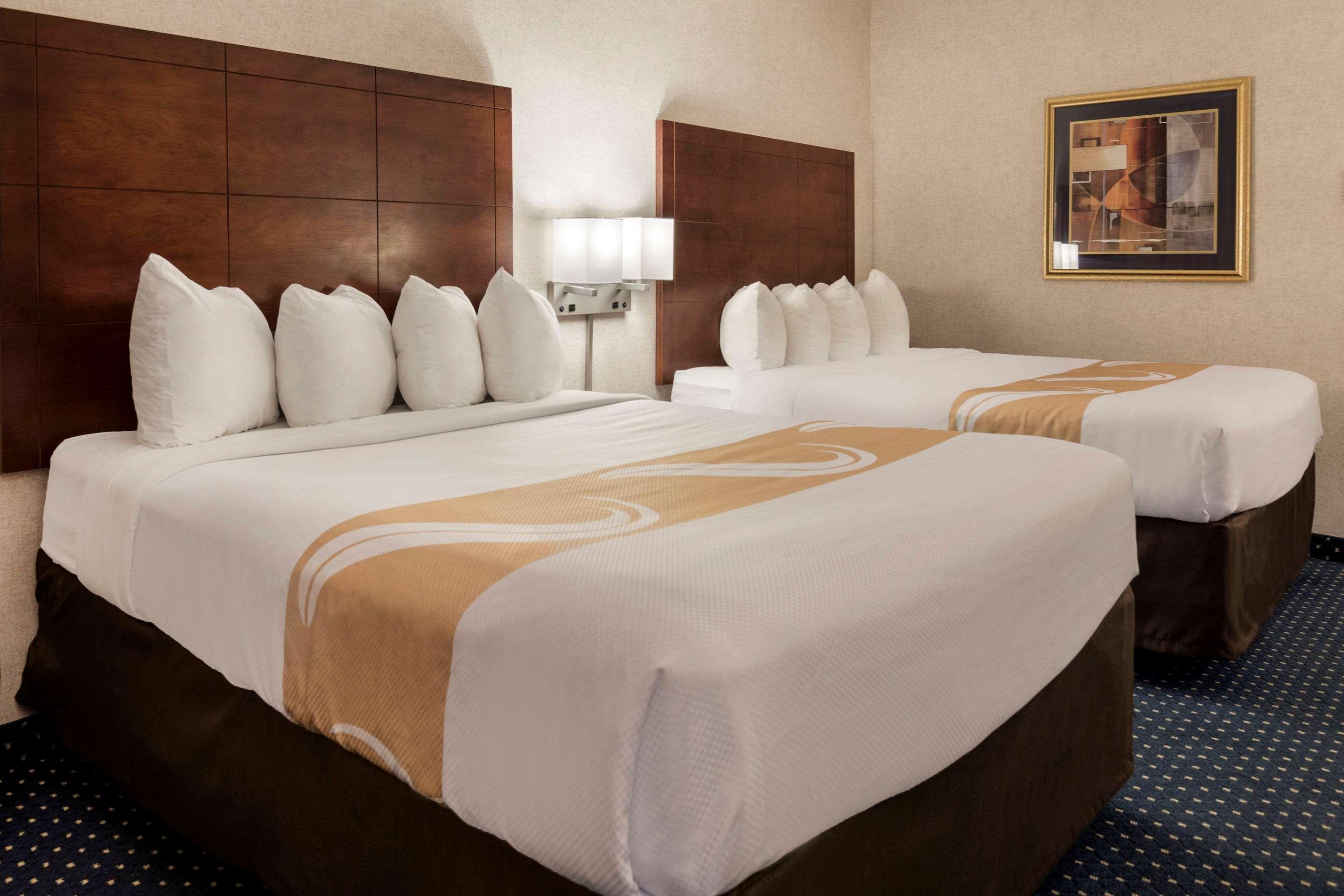 Quality Inn Auburn Hills - Detroit North Екстер'єр фото