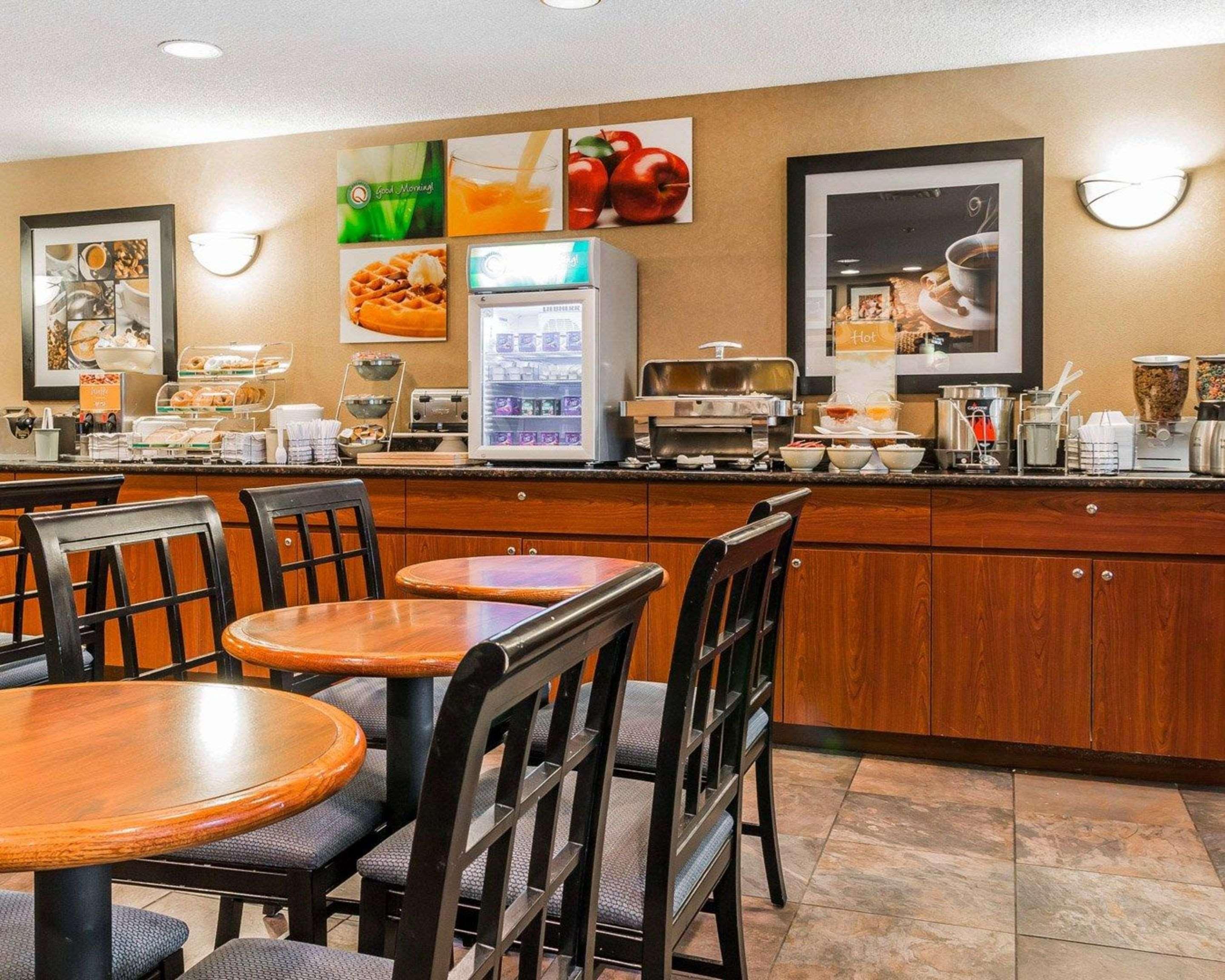 Quality Inn Auburn Hills - Detroit North Екстер'єр фото